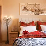 Rustic Jakob With Pool In * Tinjan