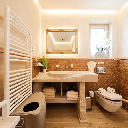 Rustic Jakob With Pool In *